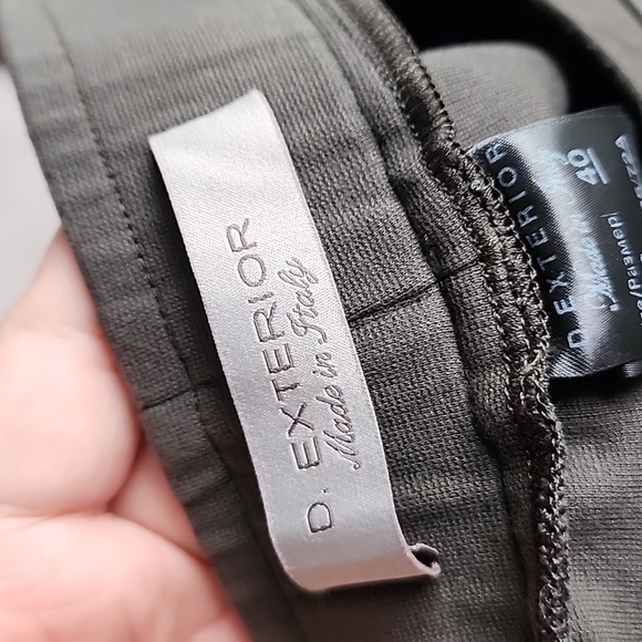 D Exterior Made in Italy Faux Leather Panel High Waisted Leggings - Picture 5 of 7